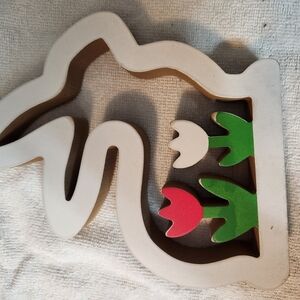 Wooden Puzzle with Tulip Design